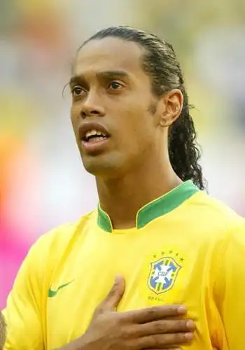 阿尔维斯和 阿尔维斯和