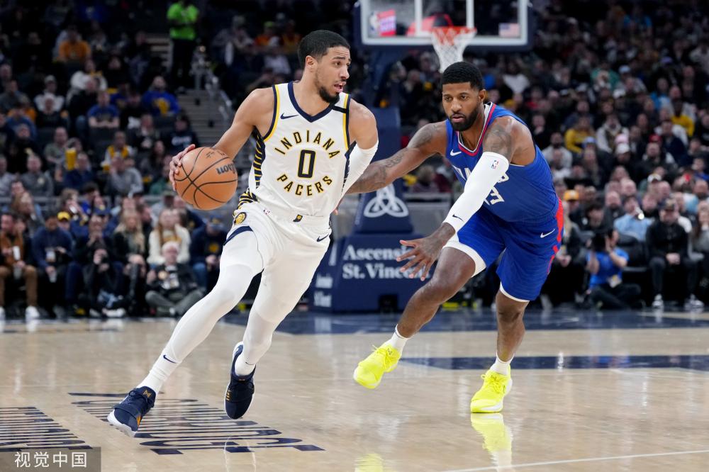 让我们拭目 让我们拭目