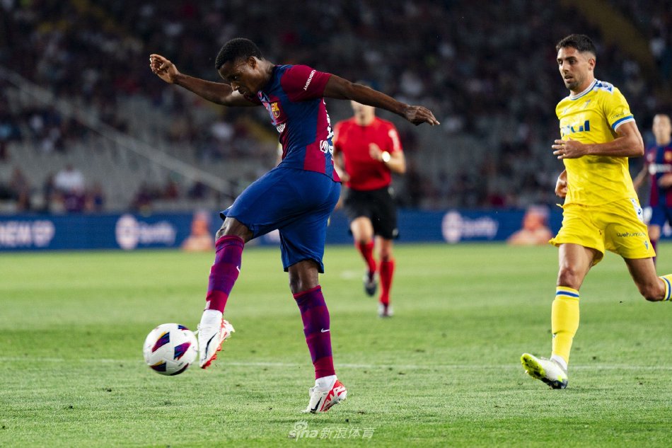 点球协作 点球协作